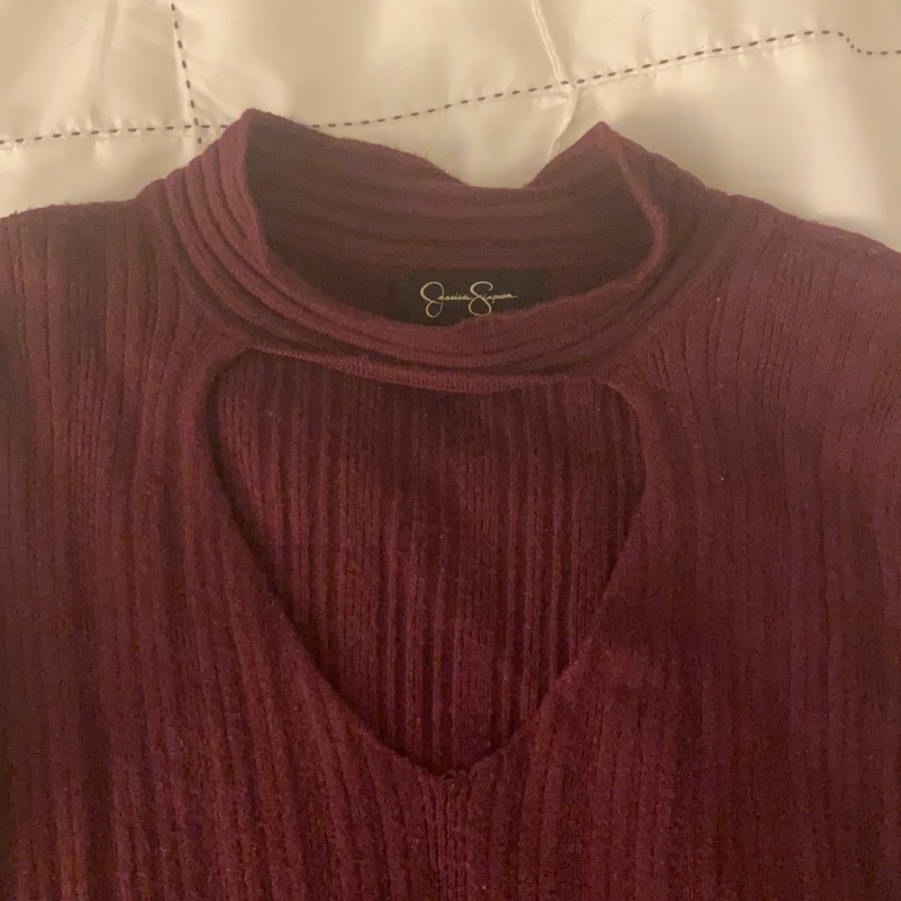 Keyhole neck sweater - Picture 2 of 2